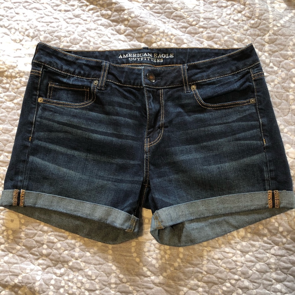 Women’s American Eagle shorts